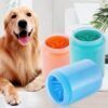 Hundepfotenreiniger mit Golden Retriever