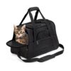 Katze im Transportbeutel